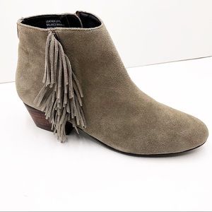 {Kelsi Dagger} Trilogy Olive Suede Fringed Ankle Boots